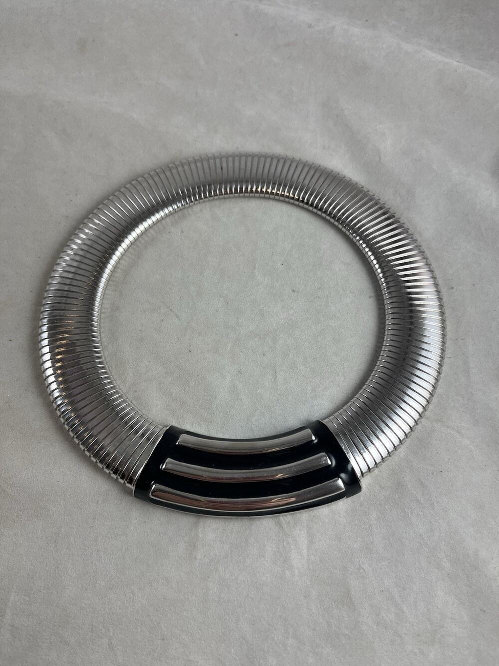 Monet Ribbed Collar Choker Necklace Silver Tone 17.5” Vintage 1980s